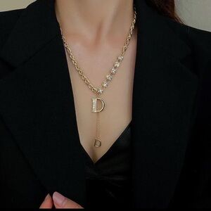 NEW FASHION D NECKLACE W/ZIRCON, BEAUTIFUL PIECE!!